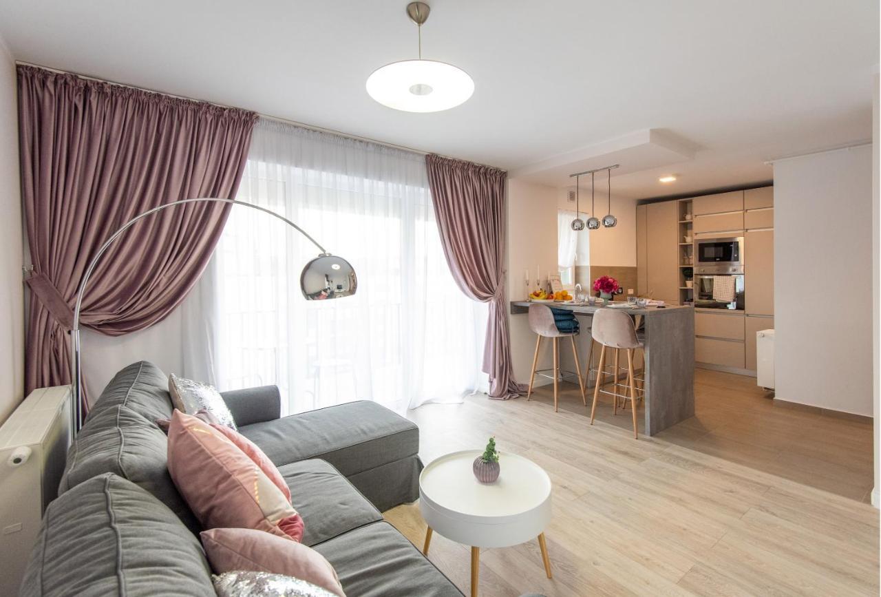 Zen Apartments Braşov Exteriör bild